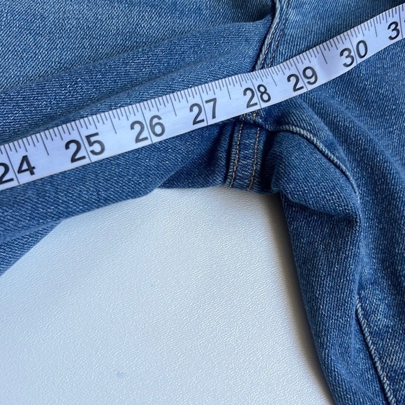 Good American Good Classic Jeans - Picture 6 of 9